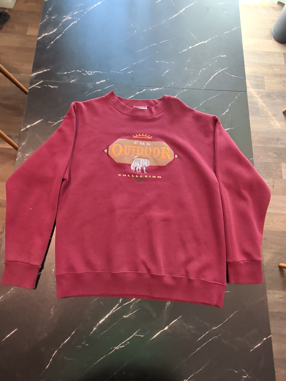 VINTAGE unisex Burgundy 'Outdoor' Embroidered Sweatshirt - Picture 2 of 8